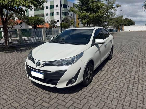 TOYOTA YARIS 1.5 16V FLEX SEDAN XLS MULTIDRIVE TOYOTA YARIS 1.5 16V FLEX SEDAN XLS MULTIDRIVE